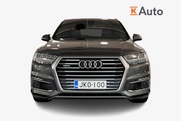 harmaa Audi Q7 2017 kuva 5.