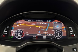 harmaa Audi Q7 2017 kuva 15.