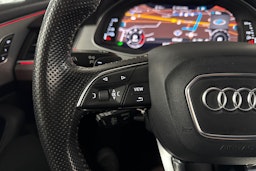 harmaa Audi Q7 2017 kuva 17.