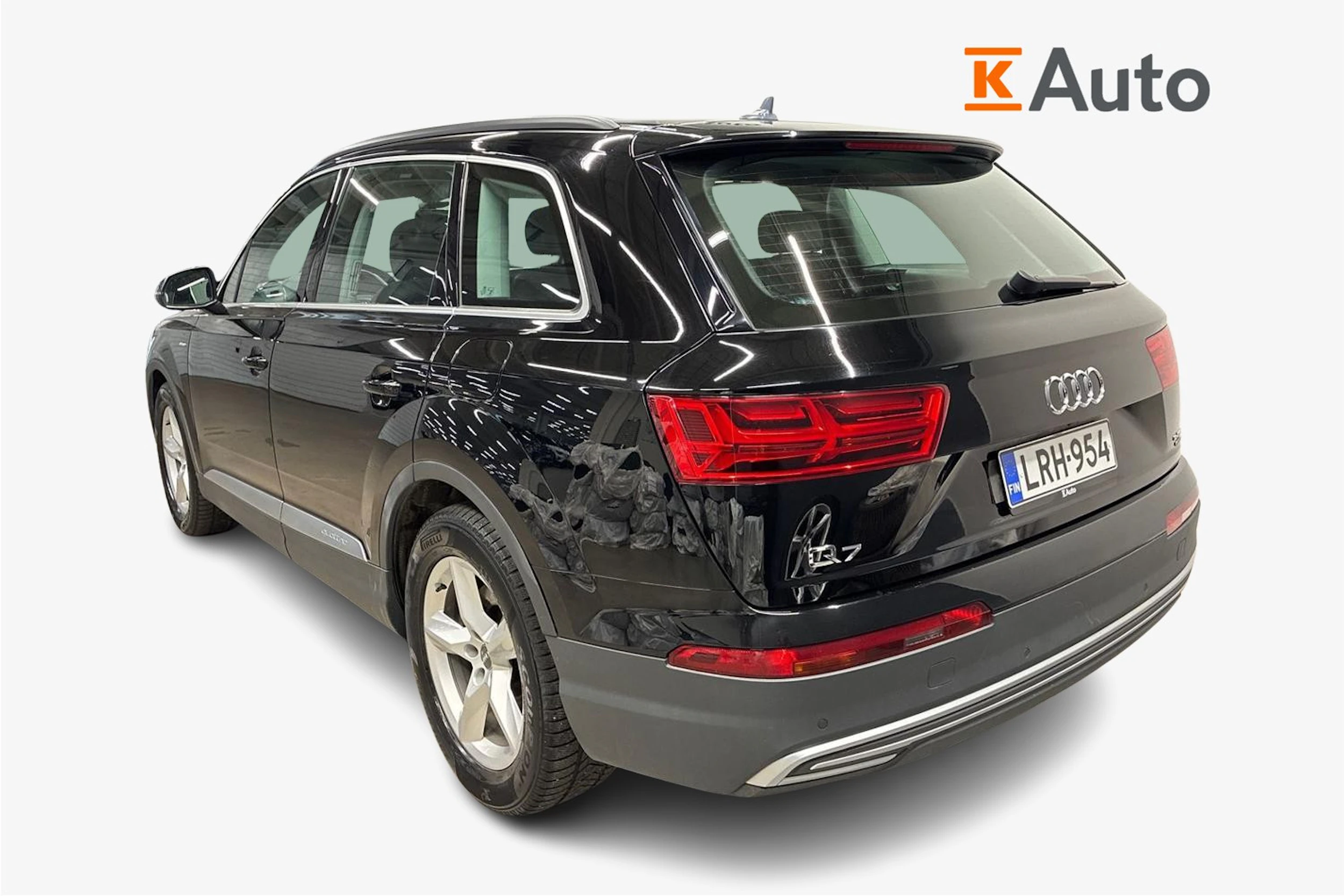 musta Audi Q7 2018 kuva 3.