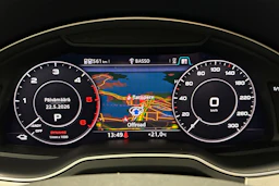 musta Audi Q7 2018 kuva 16.