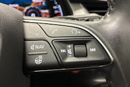 musta Audi Q7 2018 kuva 19.