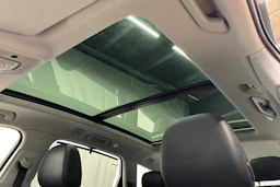 musta Audi Q7 2018 kuva 31.