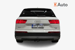 valkoinen Audi Q7 2017 kuva 4.
