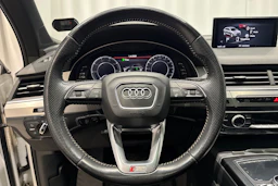 valkoinen Audi Q7 2017 kuva 21.