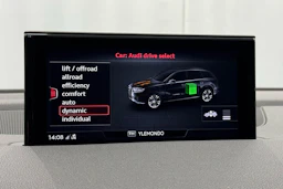 valkoinen Audi Q7 2017 kuva 27.