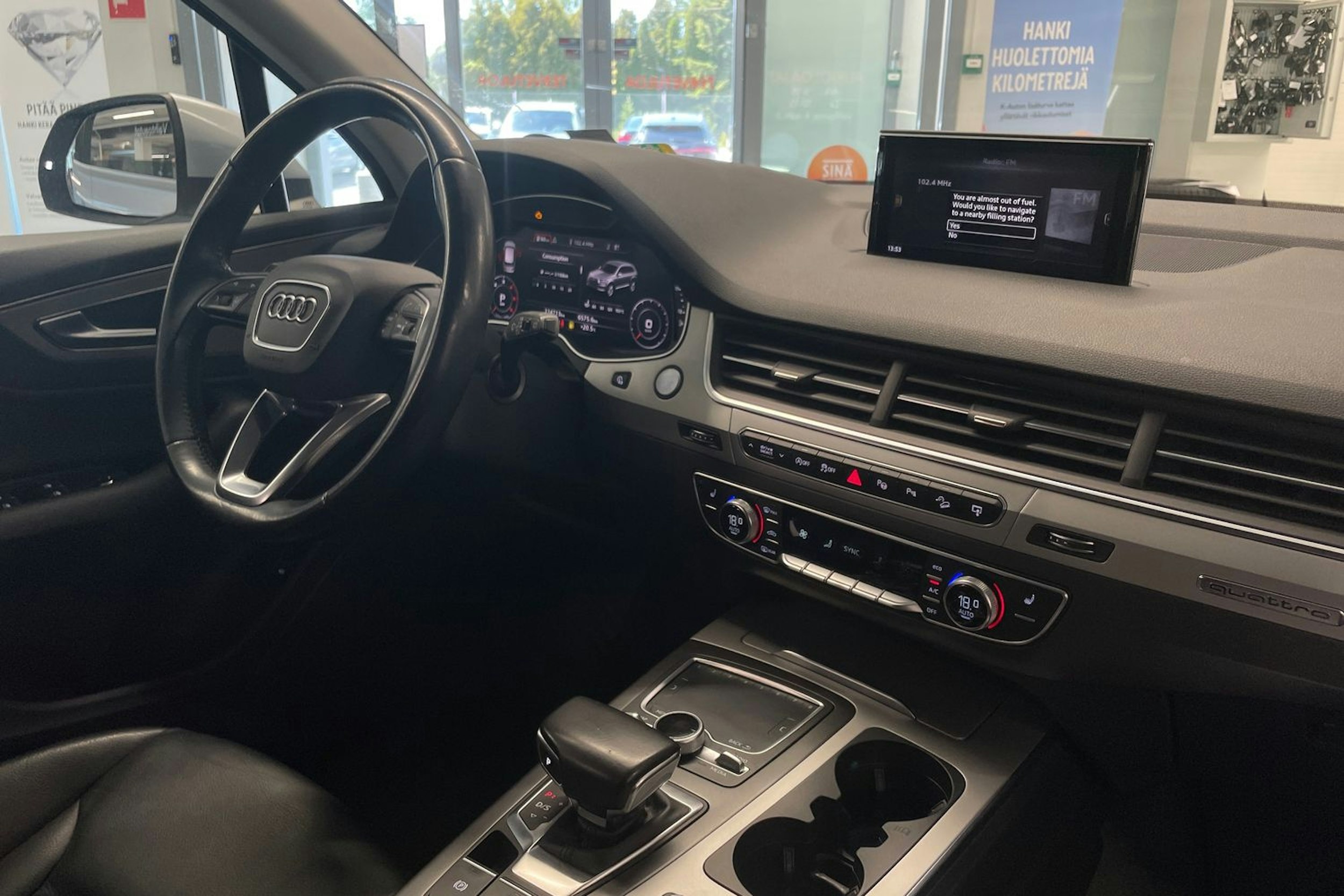 Hopea Audi Q7 2017 kuva 16.