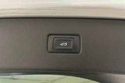 Hopea Audi Q7 2017 kuva 32.