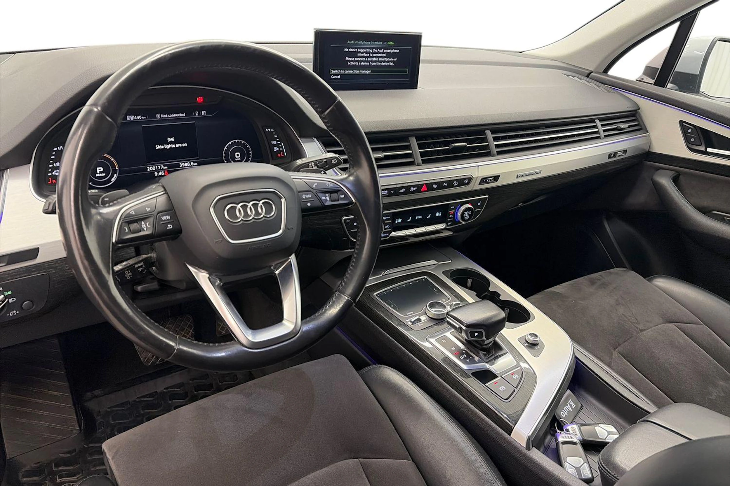 Hopea Audi Q7 2017 kuva 6.