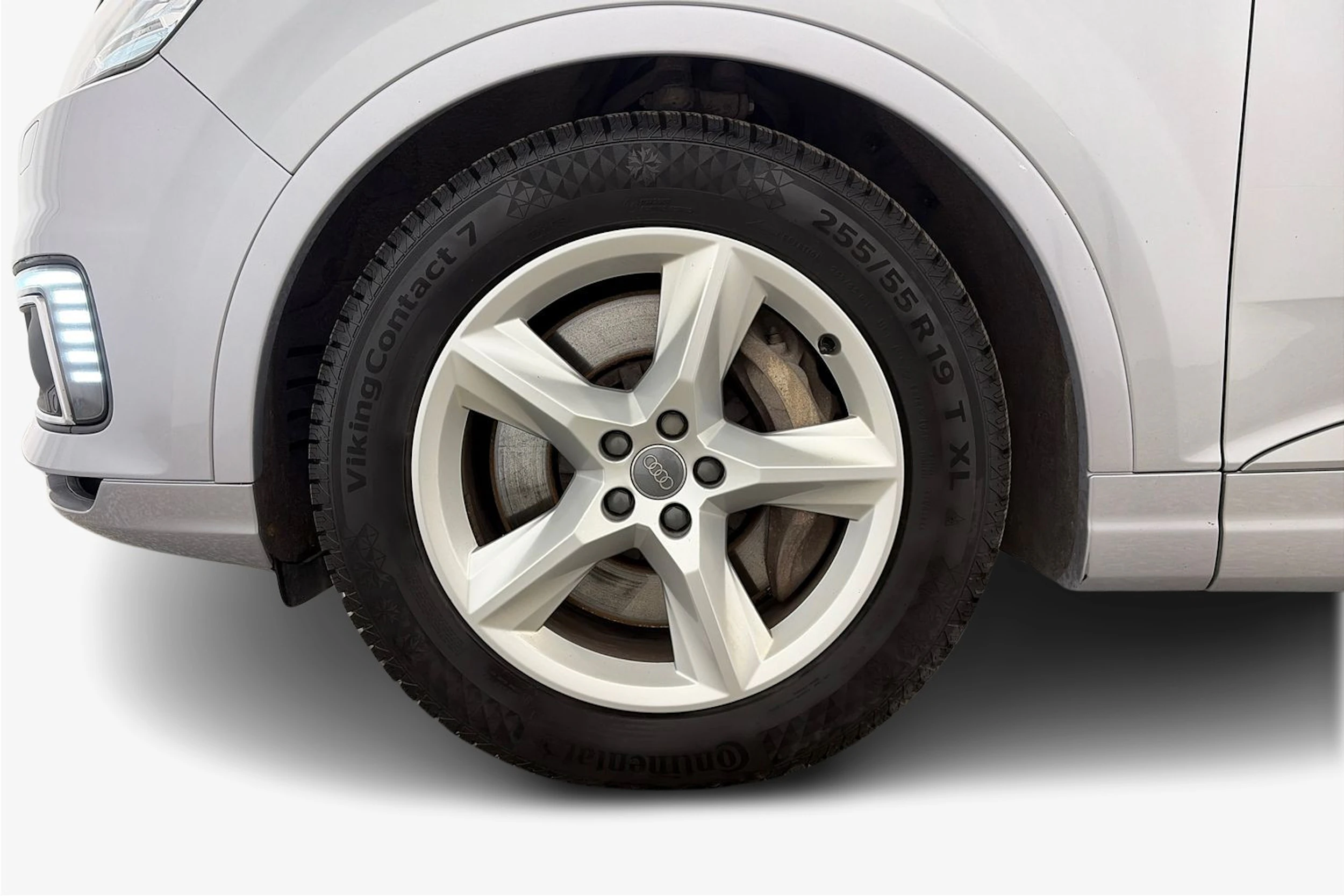 Hopea Audi Q7 2017 kuva 9.