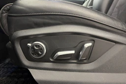 Hopea Audi Q7 2017 kuva 15.