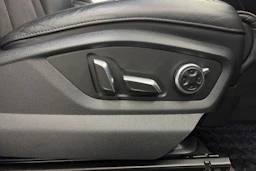Hopea Audi Q7 2017 kuva 16.