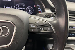 Hopea Audi Q7 2017 kuva 19.
