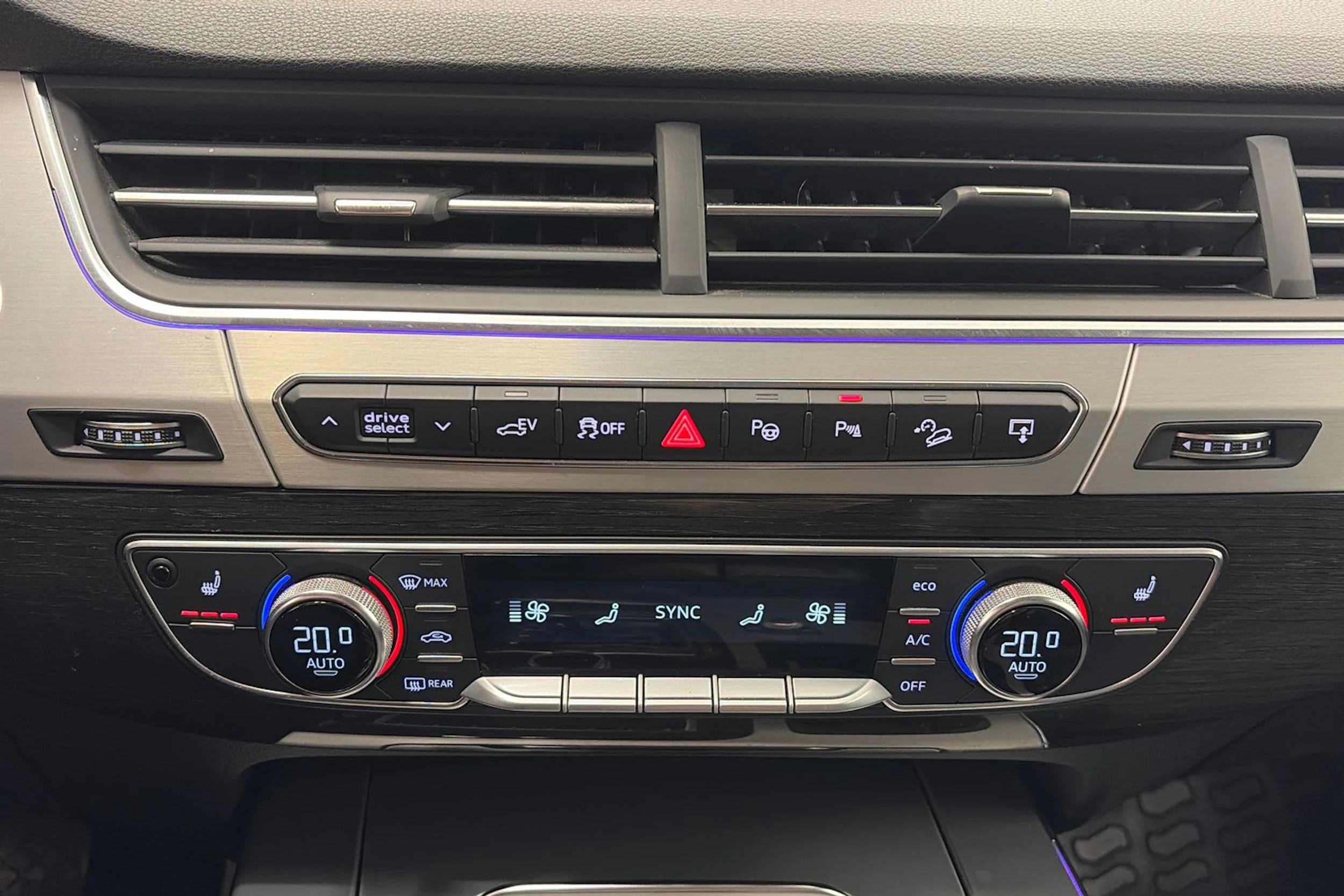 Hopea Audi Q7 2017 kuva 28.
