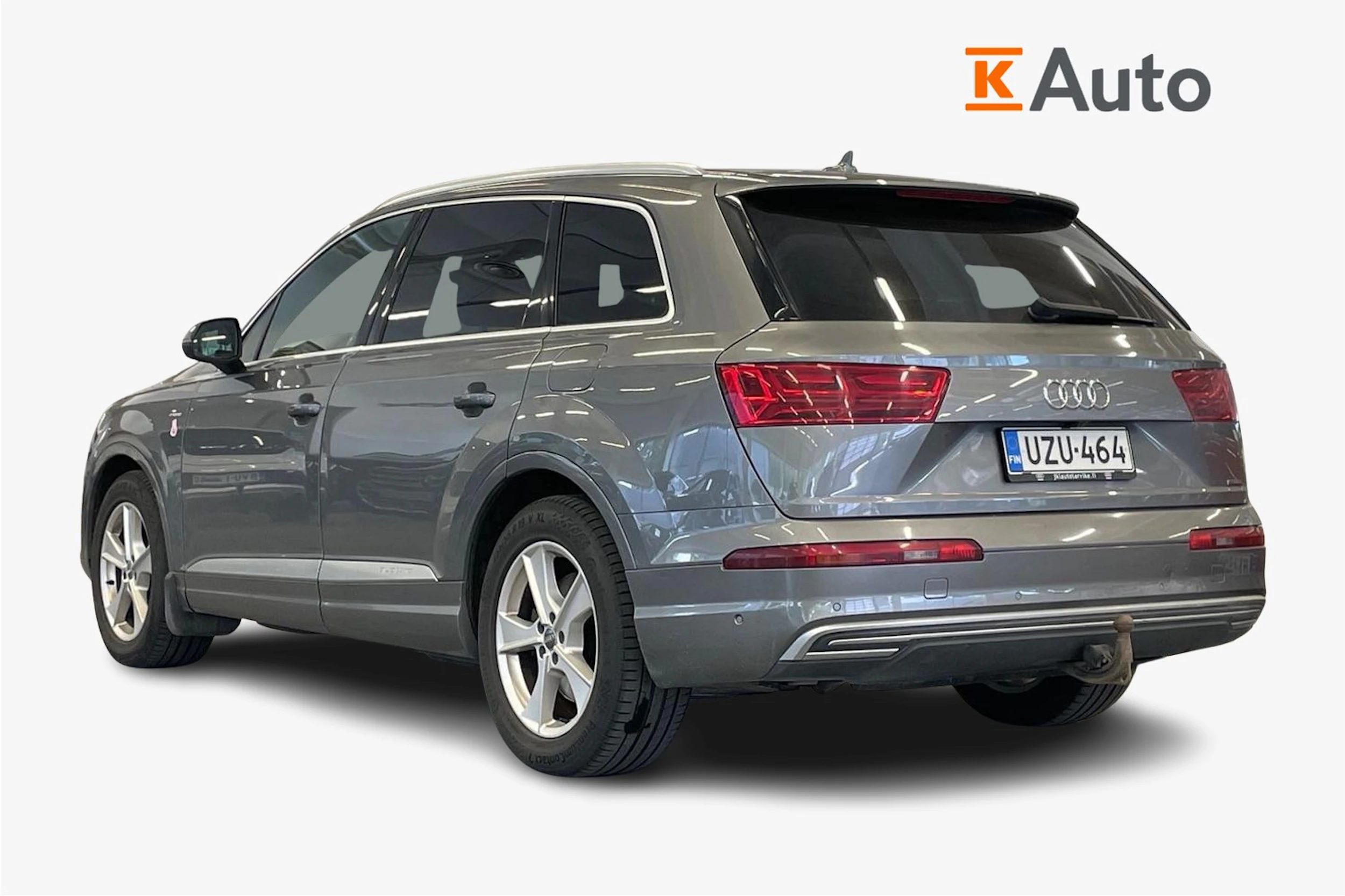 harmaa Audi Q7 2017 kuva 2.