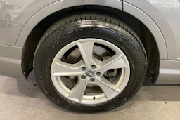 harmaa Audi Q7 2017 kuva 10.