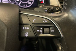 harmaa Audi Q7 2017 kuva 15.