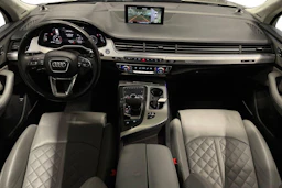 ruskea (beige) Audi Q7 2017 kuva 7.