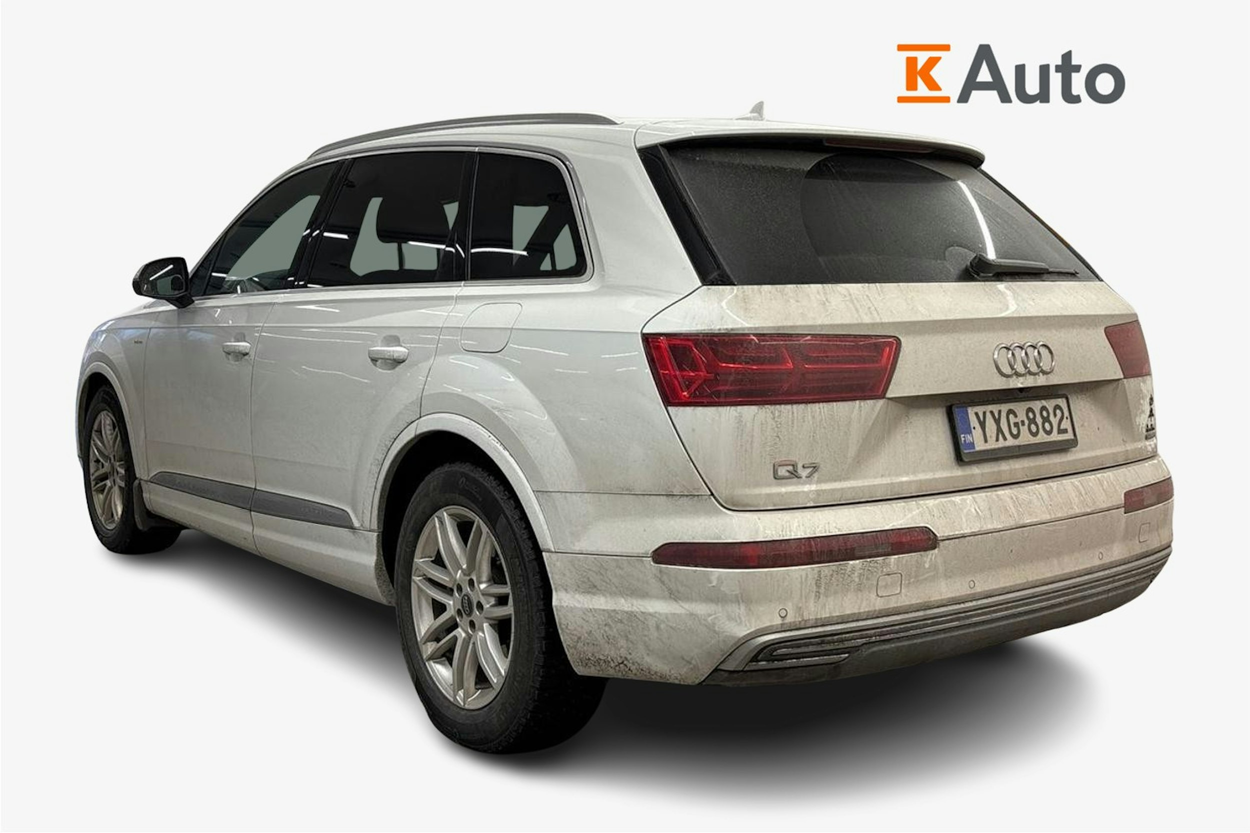 valkoinen Audi Q7 2017 kuva 2.