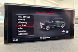 valkoinen Audi Q7 2017 kuva 25.