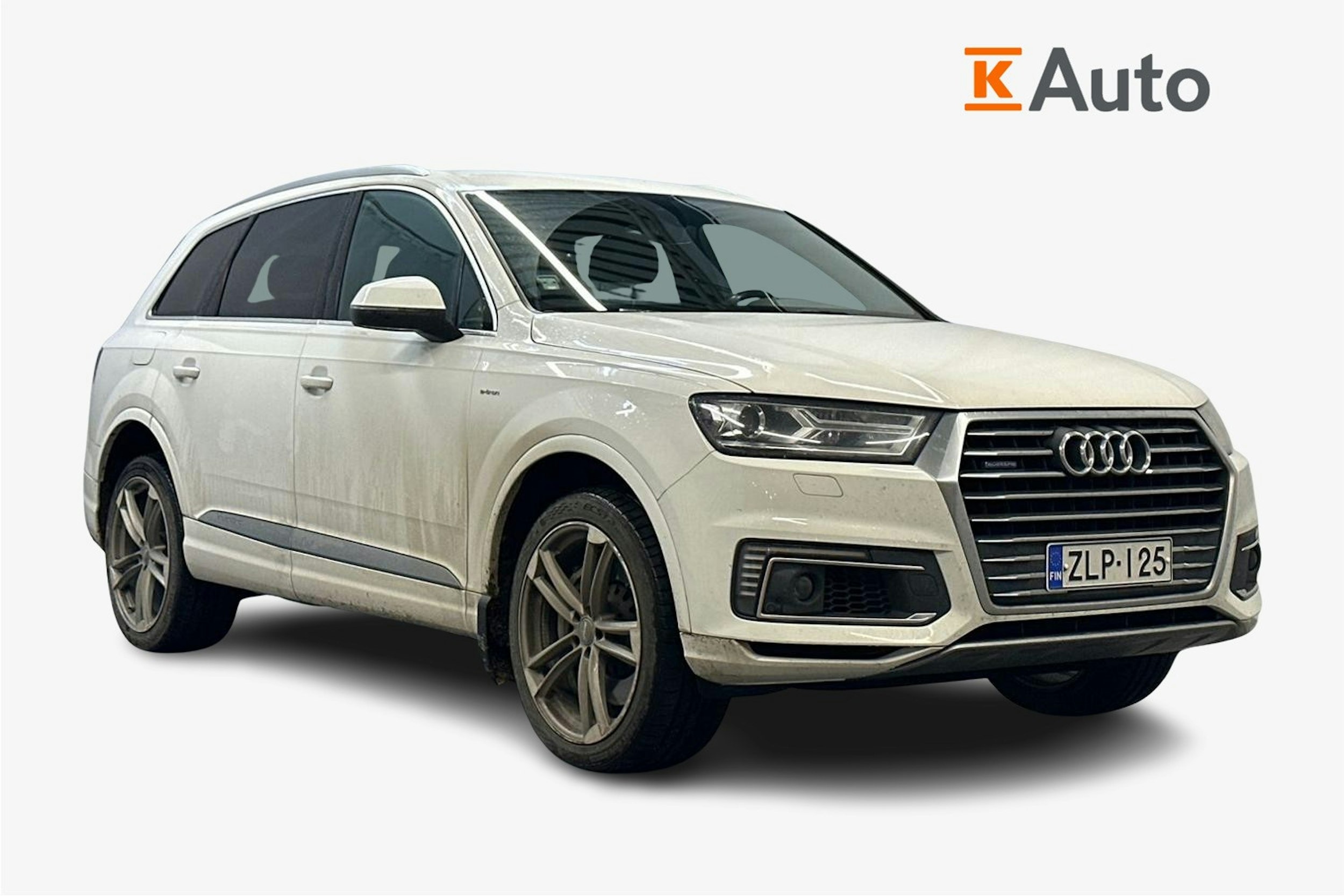 valkoinen Audi Q7 2017 kuva 1.