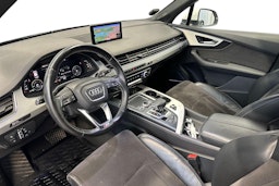 valkoinen Audi Q7 2017 kuva 6.