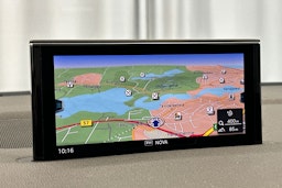 valkoinen Audi Q7 2017 kuva 16.