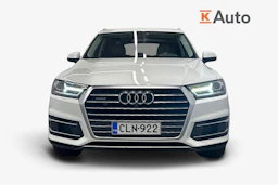 valkoinen Audi Q7 2018 kuva 4.