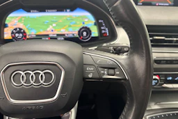valkoinen Audi Q7 2018 kuva 20.