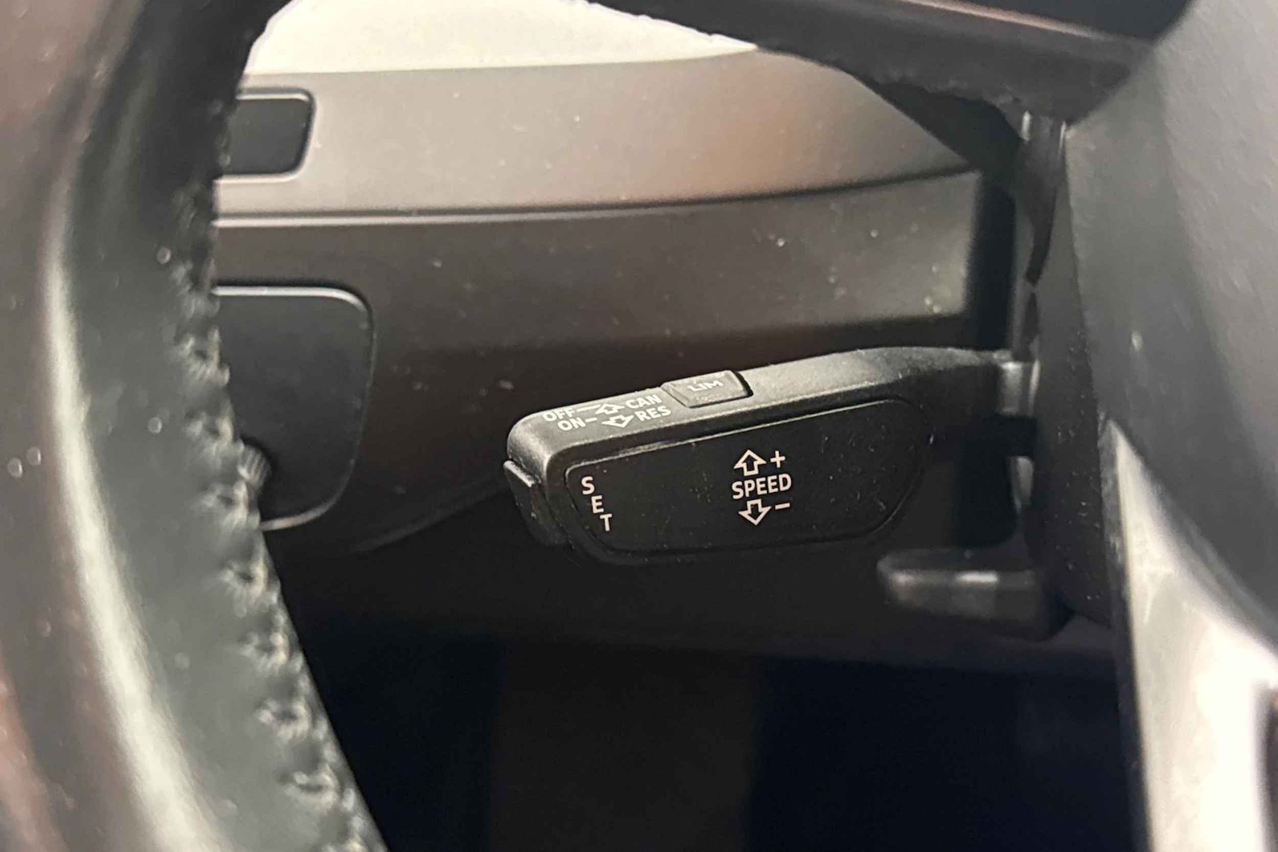 valkoinen Audi Q7 2018 kuva 21.