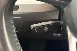 valkoinen Audi Q7 2018 kuva 21.