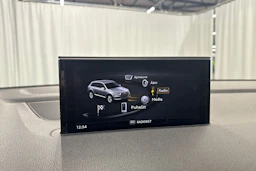 valkoinen Audi Q7 2018 kuva 22.