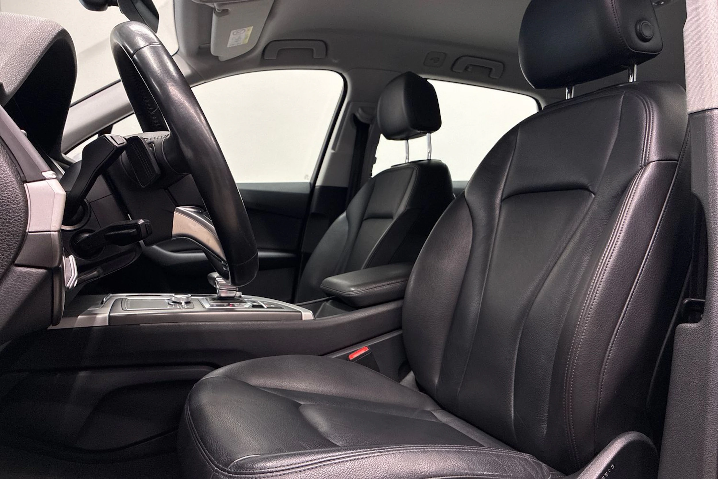 hopea Audi Q7 2018 kuva 11.
