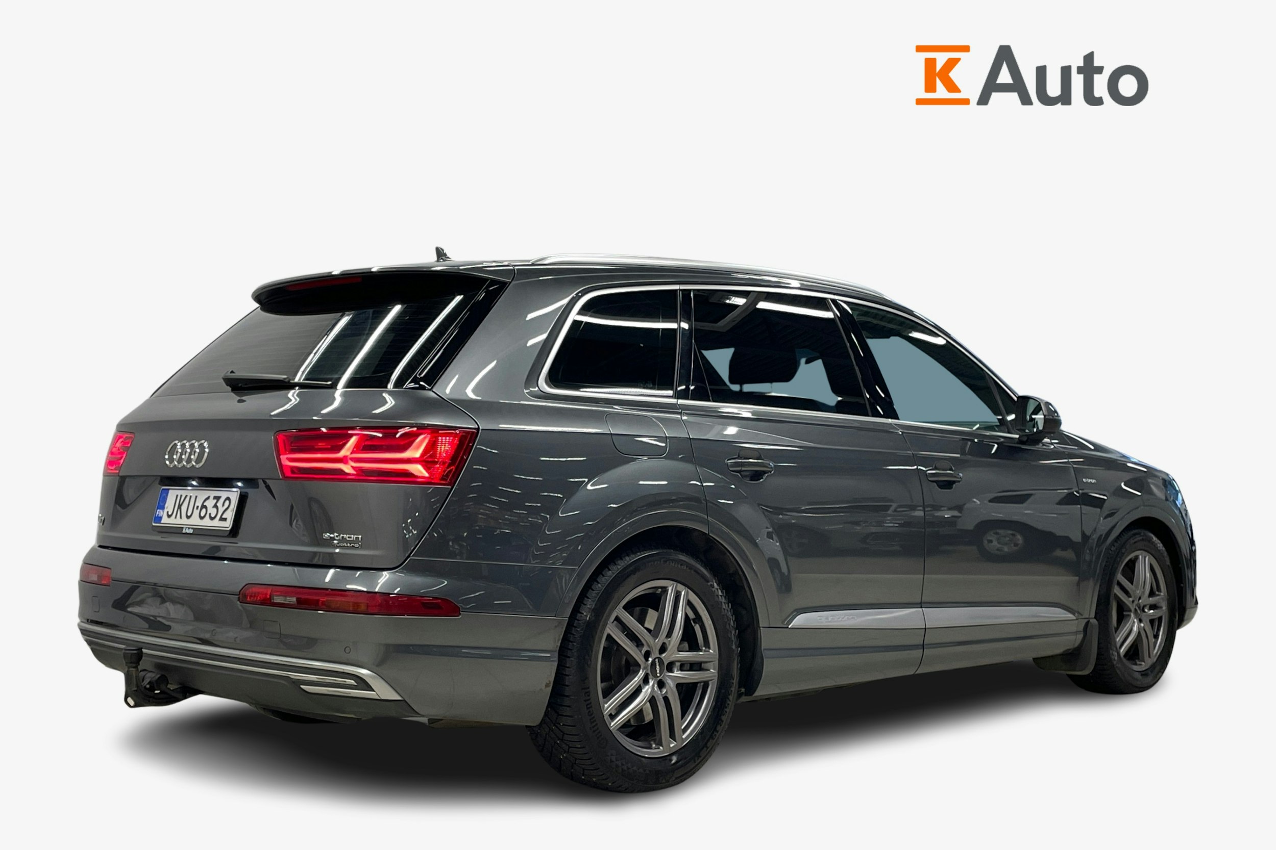 Harmaa Audi Q7 2018 kuva 2.