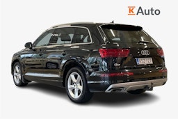 Musta Audi Q7 2018 kuva 2.