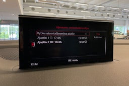 Musta Audi Q7 2018 kuva 17.