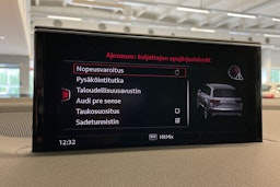 Musta Audi Q7 2018 kuva 18.