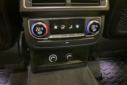Musta Audi Q7 2018 kuva 25.