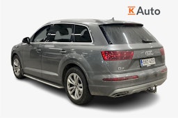 harmaa Audi Q7 2018 kuva 2.