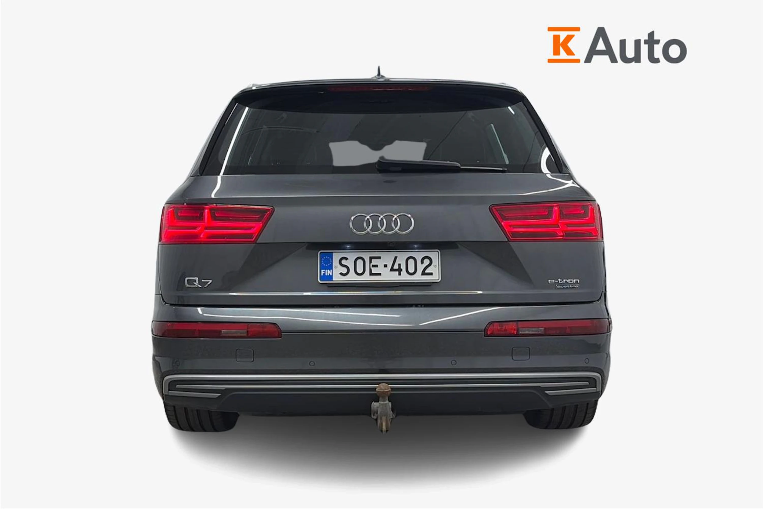 harmaa Audi Q7 2018 kuva 3.