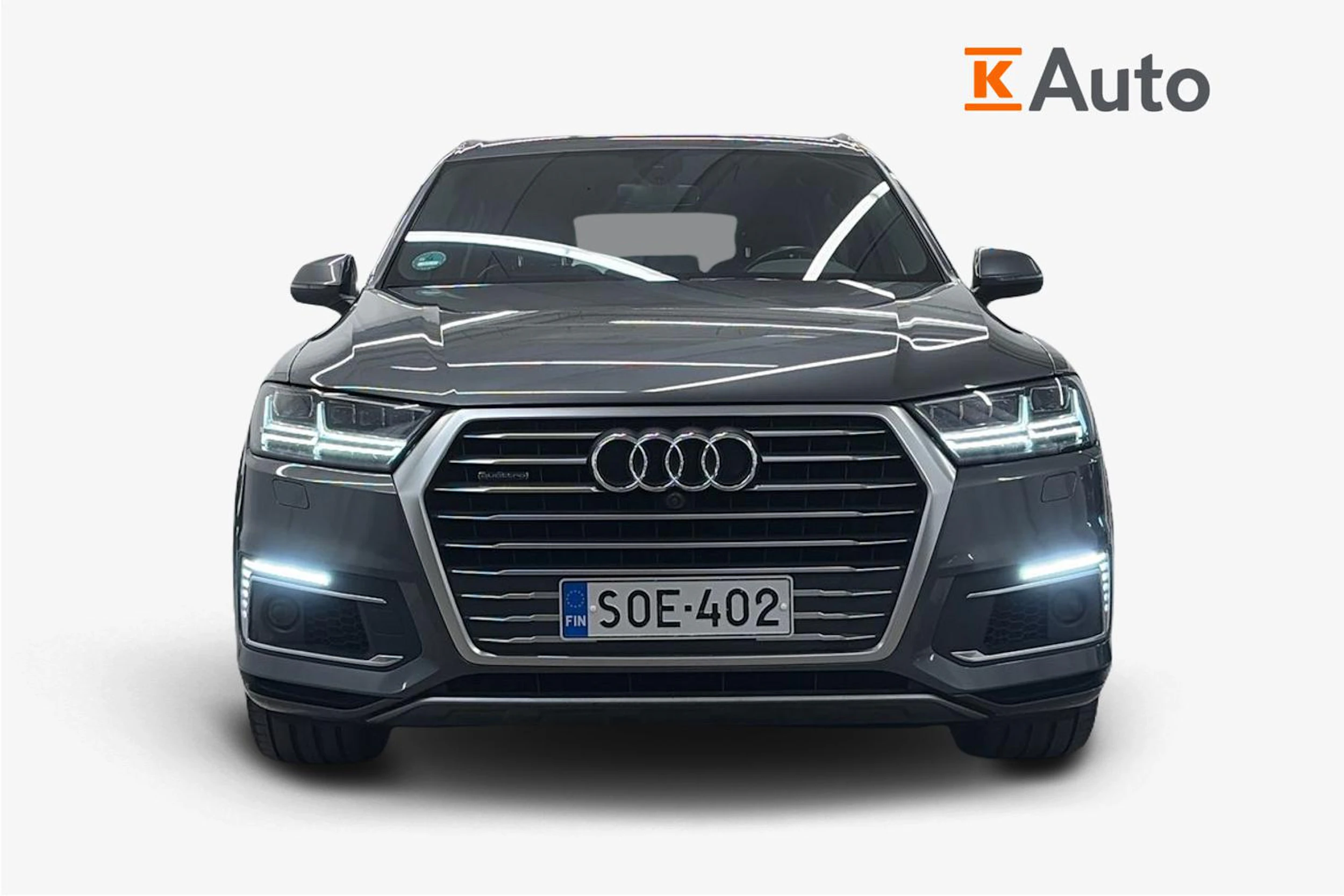 harmaa Audi Q7 2018 kuva 4.