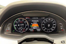 harmaa Audi Q7 2018 kuva 19.