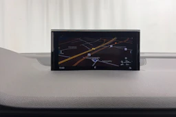 harmaa Audi Q7 2018 kuva 22.