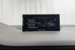 harmaa Audi Q7 2018 kuva 27.
