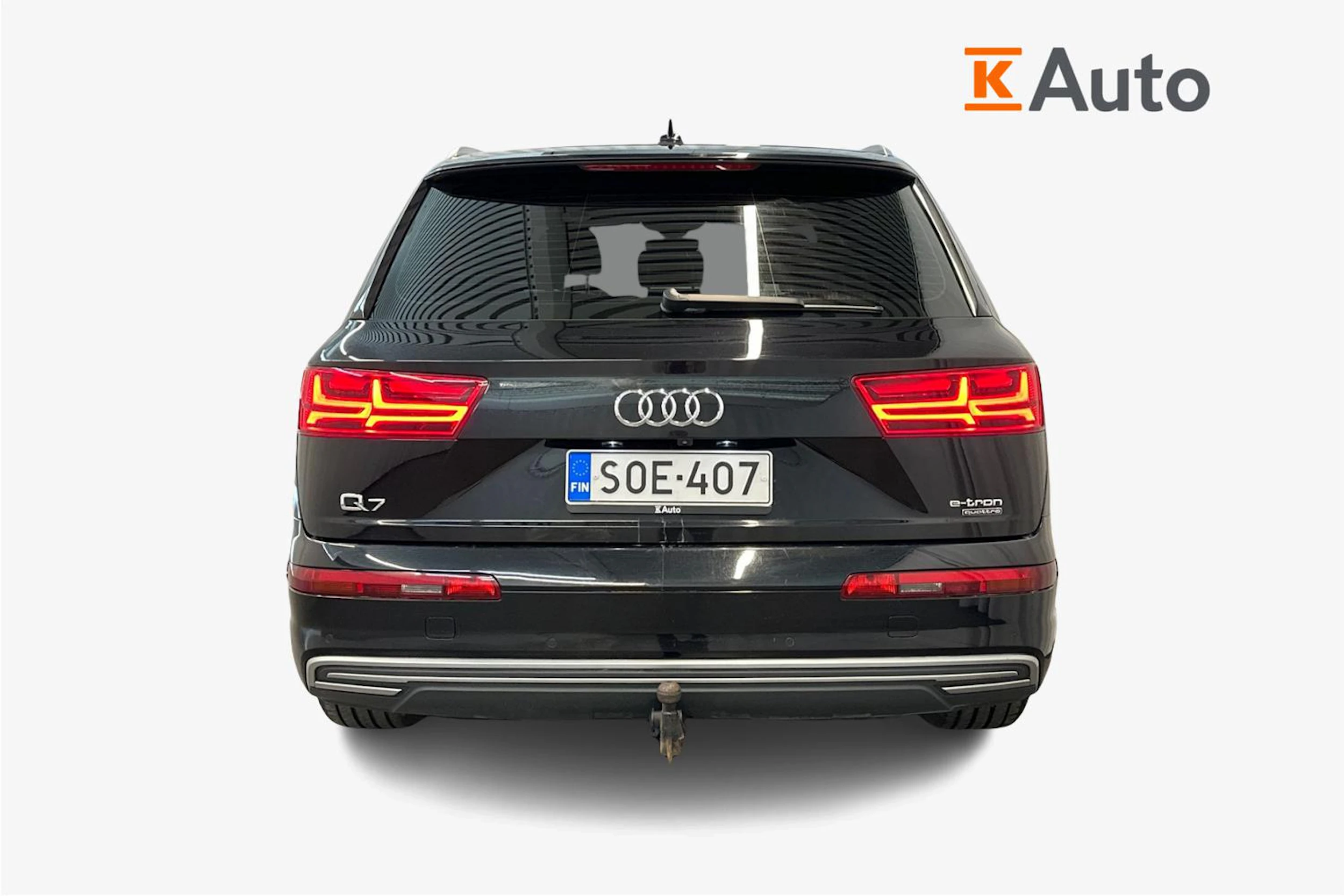 Musta Audi Q7 2018 kuva 4.