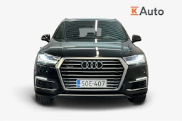 Musta Audi Q7 2018 kuva 5.