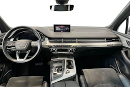 Musta Audi Q7 2018 kuva 9.