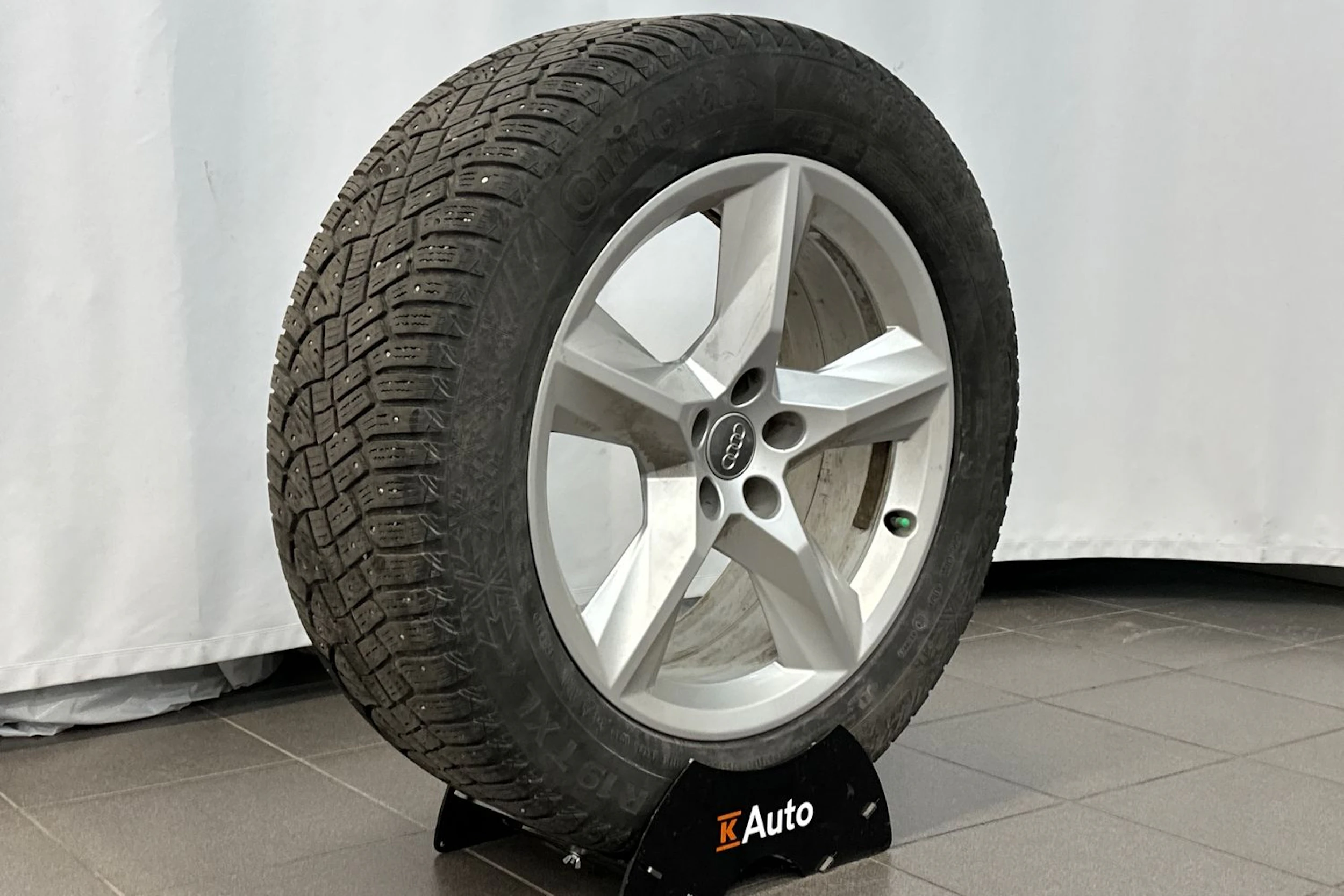 Musta Audi Q7 2018 kuva 13.