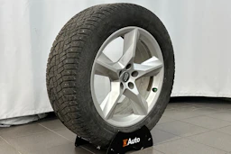 Musta Audi Q7 2018 kuva 13.
