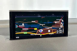 Musta Audi Q7 2018 kuva 28.